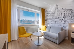 Camera Deluxe Borghi_divano