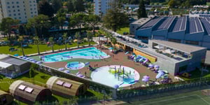 37- Piscina aerea