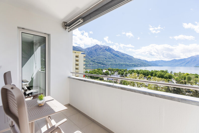 Balkon Wohnung Blick Lago Maggiore