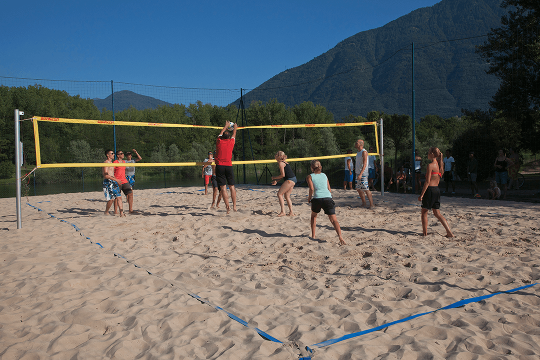 Attività per bambini_torneo di beach volley